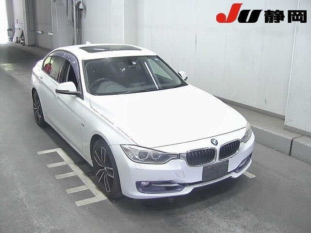 3076 BMW 3 SERIES 3B20 2012 г. (JU Shizuoka)